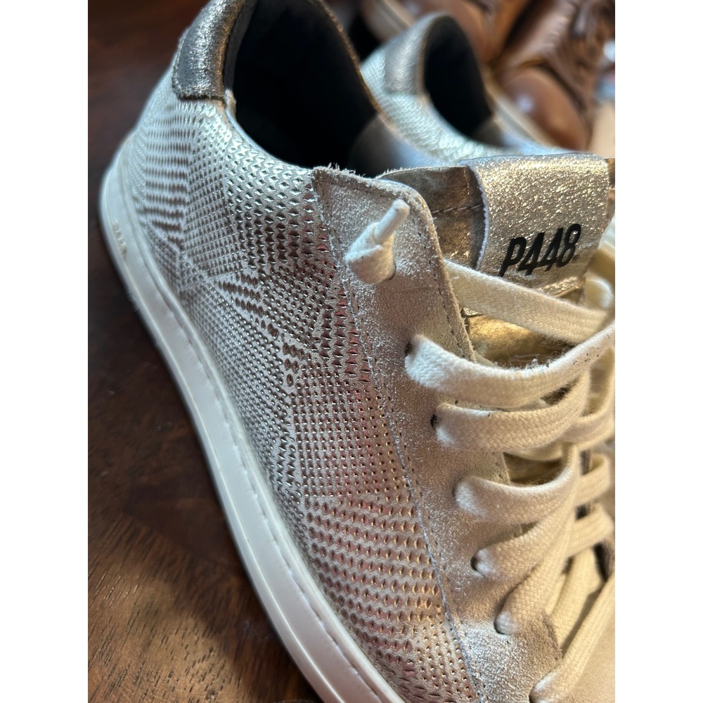 P448 Metallic Silver and White Low-Top Sneakers Sz: 7 (EU 37)